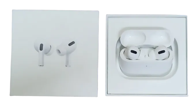 Apple Airpods Pro With Wireless Charging Case Active noise cancellation Bluetooth Headset White Good condition