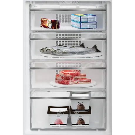 Blomberg KNE4564EVI Frost Free Integrated Fridge Freezer